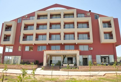 CERES HOTEL