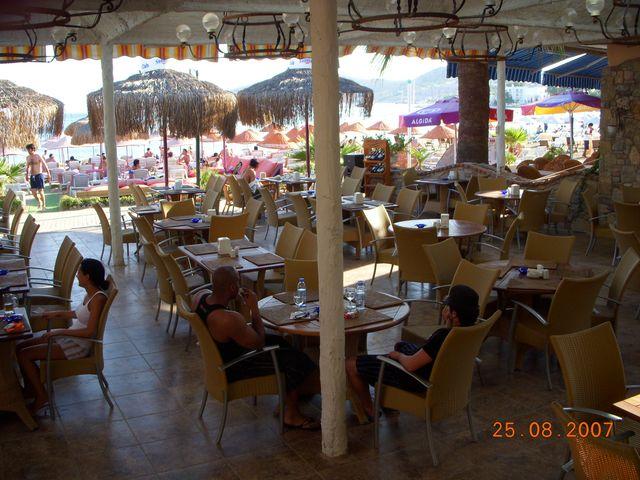 SUN CLUB HOTEL