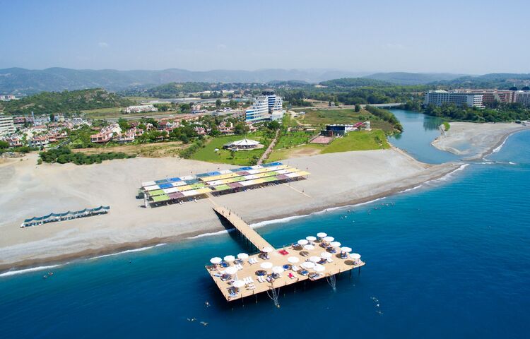 Raymar Resort & Aqua