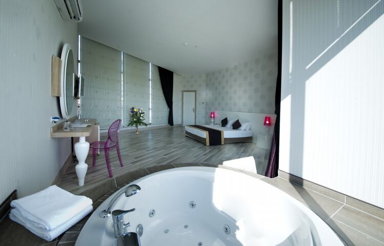 Raymar Resort & Aqua