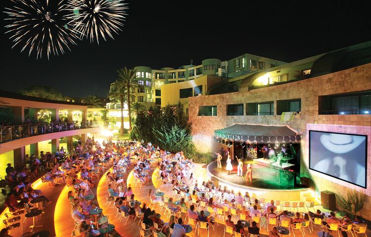 Limak Atlantis Deluxe Hotel