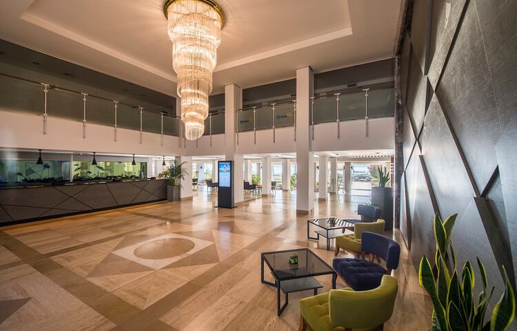 Altın Yunus Resort & Thermal Hotel