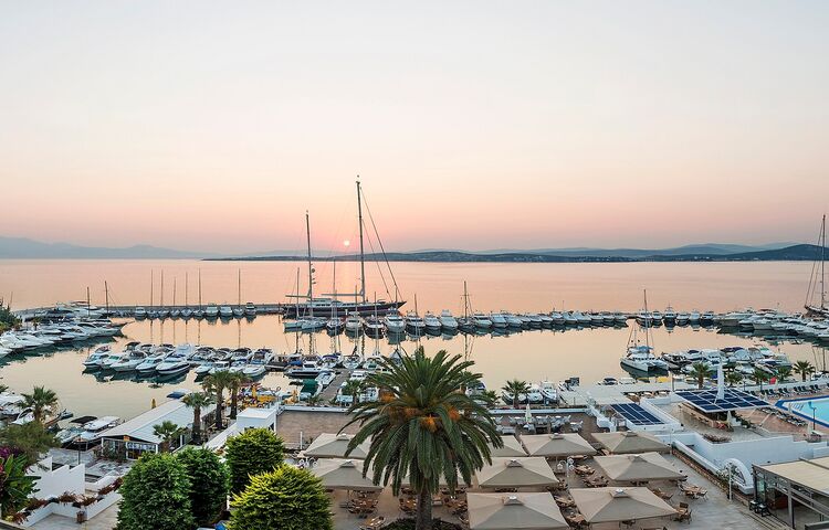 Altın Yunus Resort & Thermal Hotel