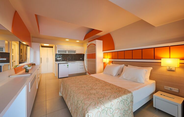 Altın Yunus Resort & Thermal Hotel