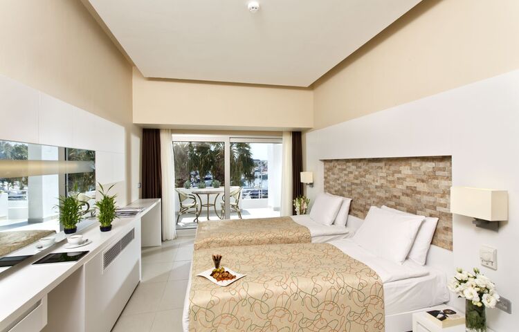 Altın Yunus Resort & Thermal Hotel