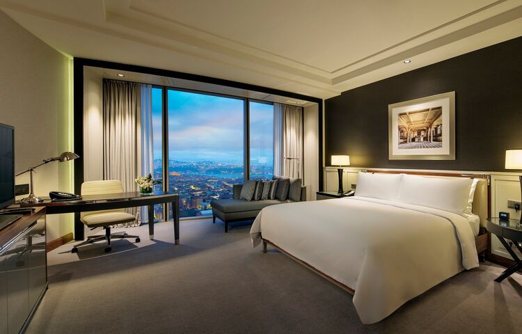 Hilton İstanbul Bomonti Hotel & Conference Center