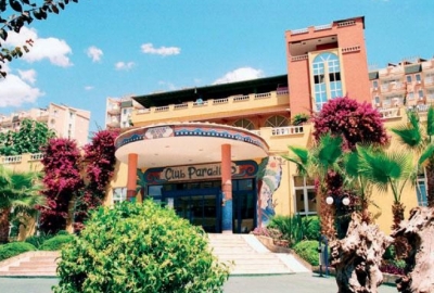 CLUB PARADISO