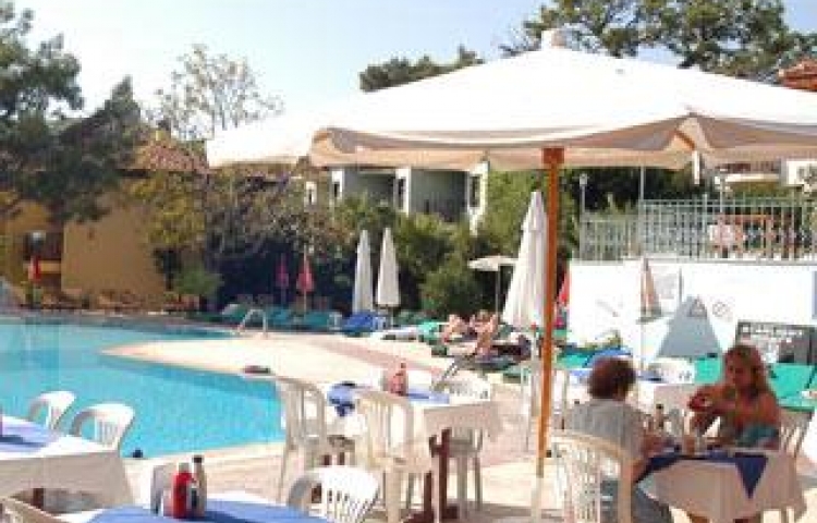 ST.NICHOLAS PARK HOTEL