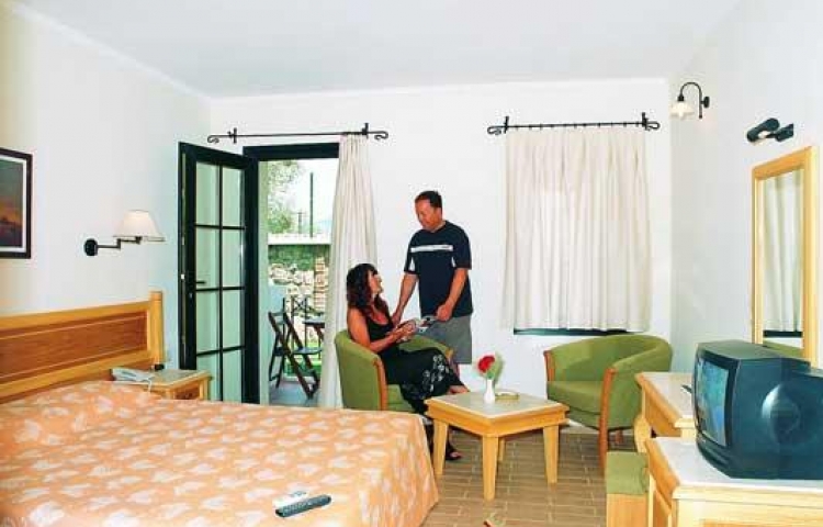 ZEYTiNADA HOTEL